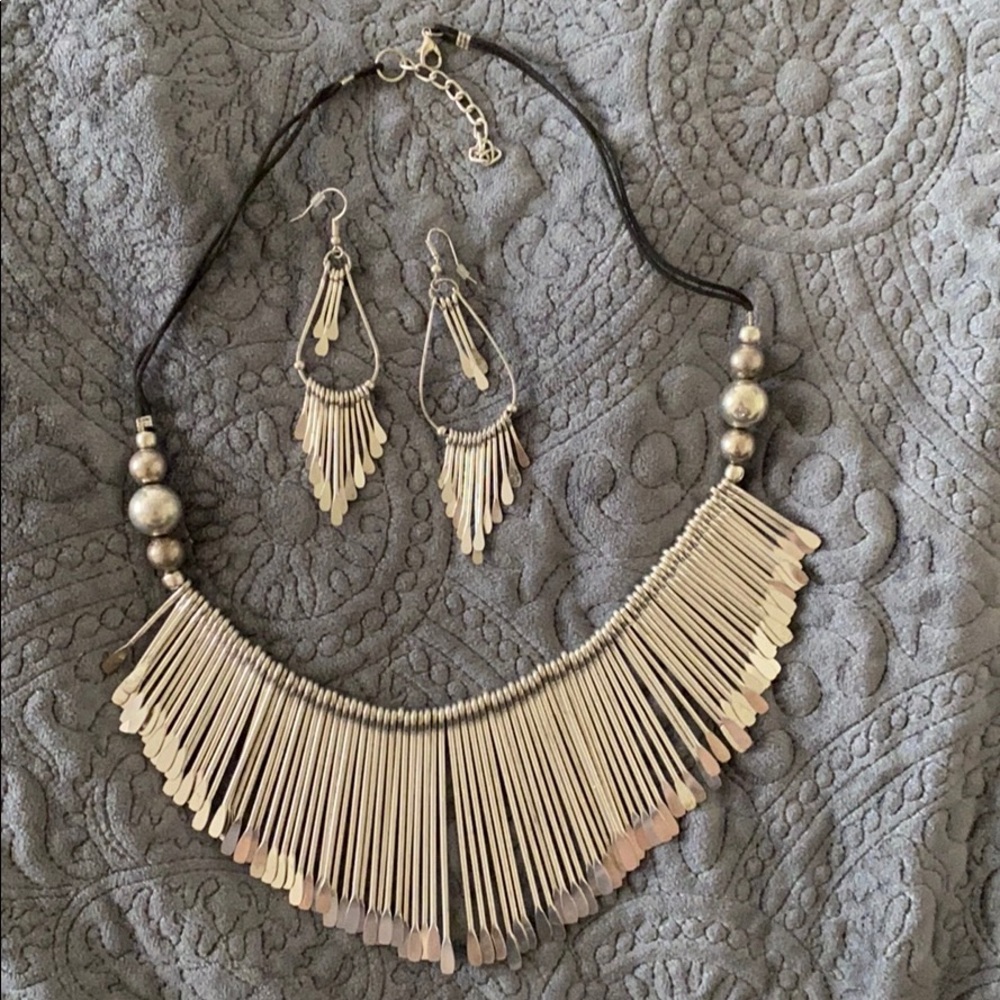 💎Statement necklace💎
